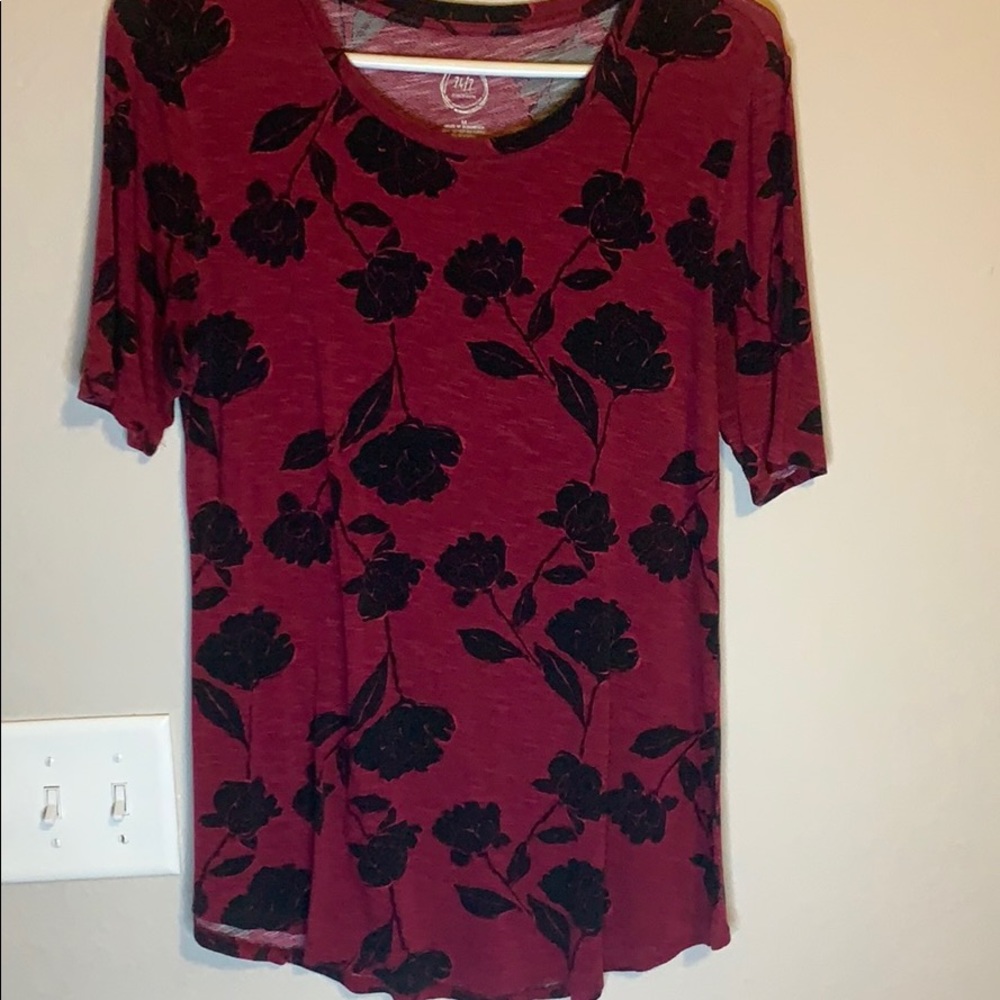 Maurices Floral Top Medium